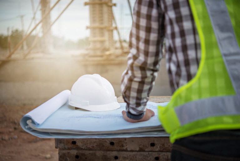 How to Choose a Field for Your Contracting Business