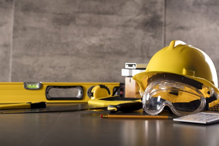 5 Reasons You Really Need Your Contractor’s License Before Starting Your Business