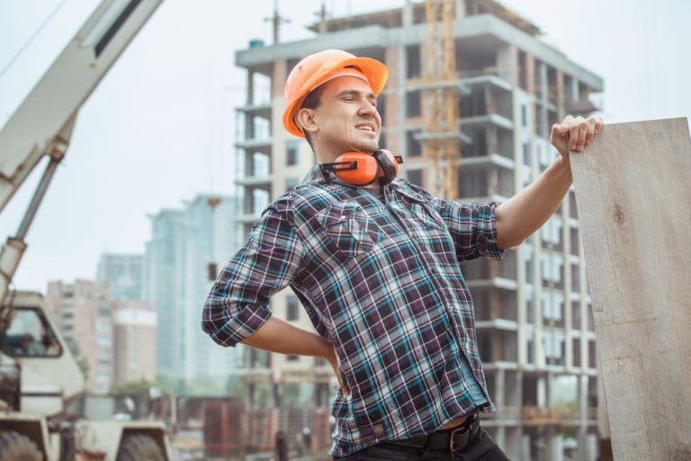 How Your Contracting Business Employees Can Avoid Repetitive Motion Injuries