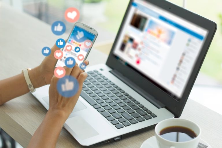 Can Spending Time on Social Media Help You Run a Contracting Business?