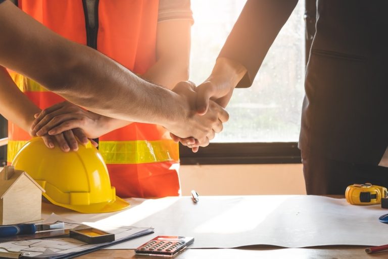 Is it Illegal to Hire an Unlicensed Contractor in California?