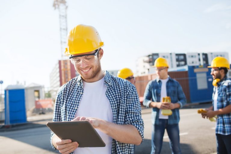 How to Avoid License Suspension: Know CSLB’s New Grace Period & Renewal Rules