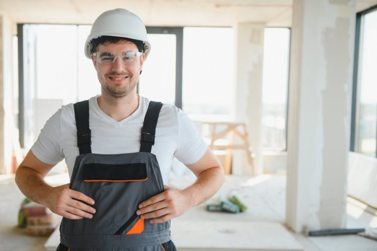 How to Transition from Subcontractor to General Contractor Successfully