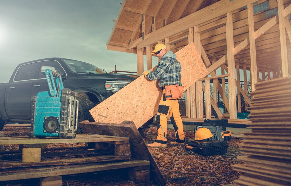 Why 2025 Is the Best Year to Get Your Contractor License in California
