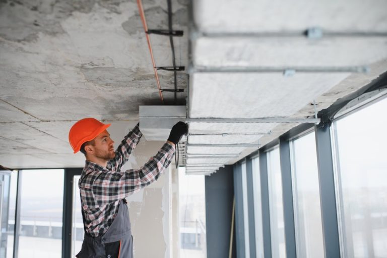 Why Contractors With Compliance Expertise Will Outearn Others by 2027