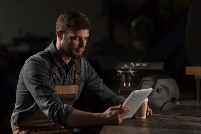The Biggest Mistakes Contractors Make on the CSLB Application